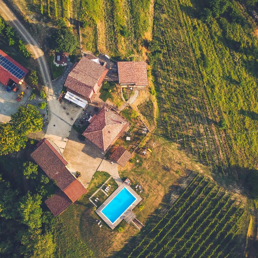 Tenuta Monteoliveto - Family Cottage - Agriturismo Nelle Langhe Vesime Экстерьер фото